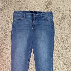 High rise Hollister skinny jeans